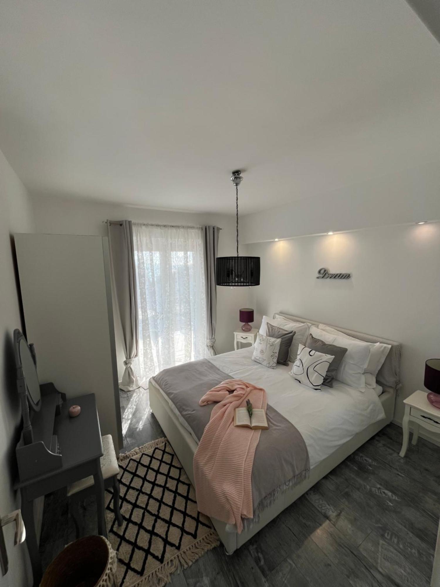 Divine Luxury Apartment *